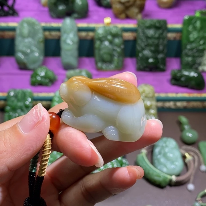 未镶嵌和田玉挂件