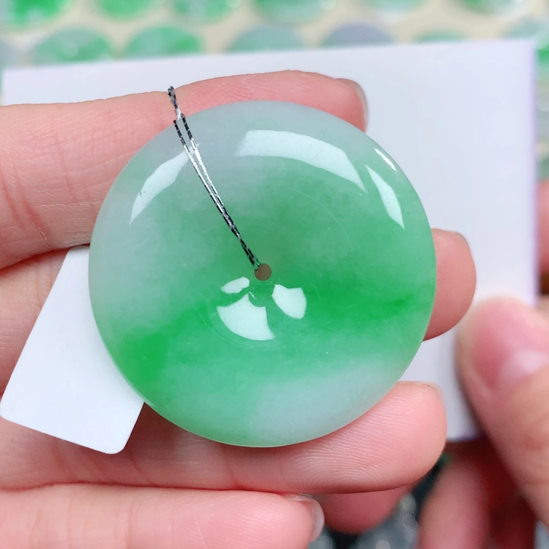 翡翠未镶嵌颈饰35.5-6.0