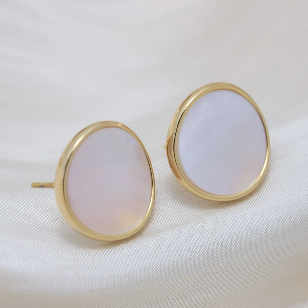 铜合金贝壳耳饰 319 时尚百搭轻奢设计师款耳饰