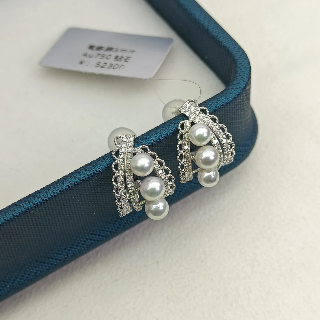 【瑞米珍珠】真多麻3珠18k镶钻蕾丝耳钉3-4mm