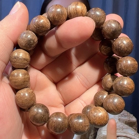 沉香手串巴布亚1.3多样性发货1条