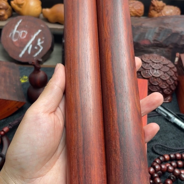 乐***园小叶紫檀高油高密圆边镇尺