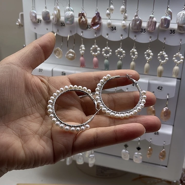 淡水珍珠银S925镶嵌耳饰