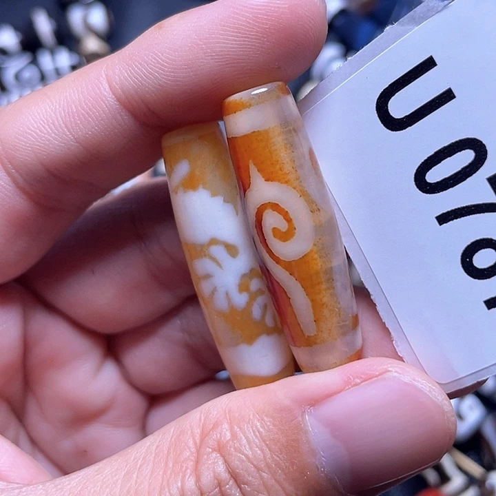 玛瑙/玉髓颈饰未镶嵌瑕疵裂