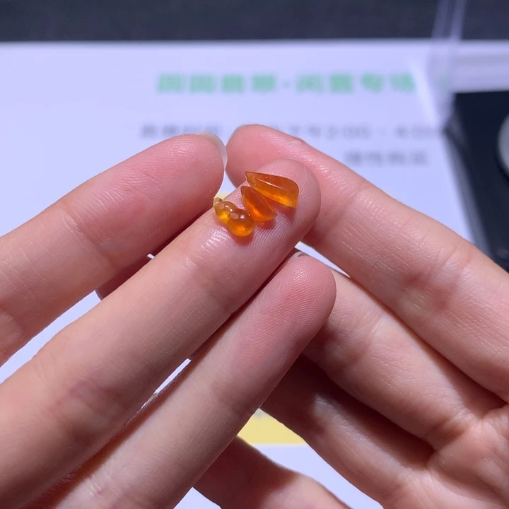 翡翠未镶嵌挂件翡翠裸石