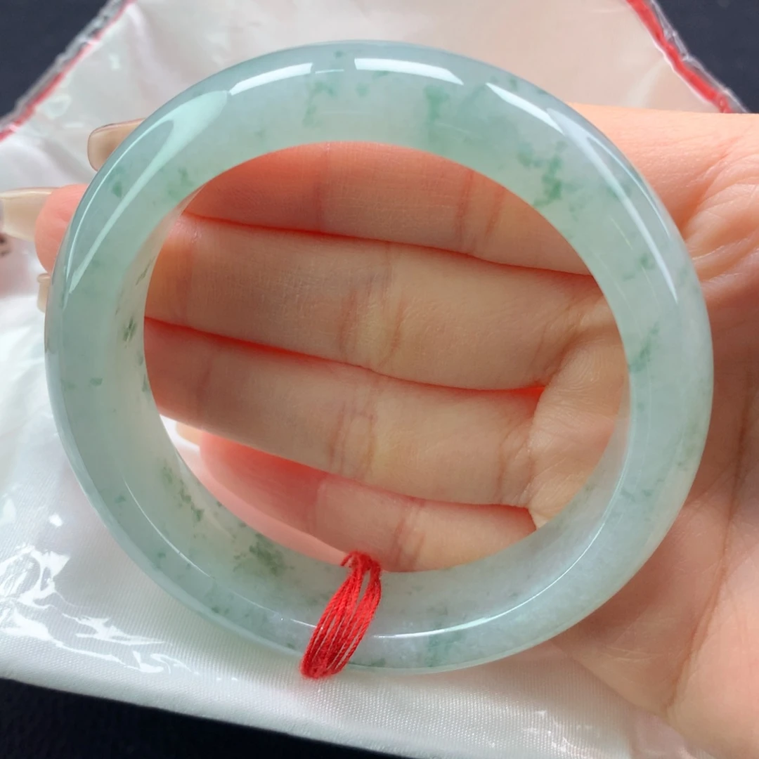 翡翠手镯未镶嵌（45号）（小轮胎）