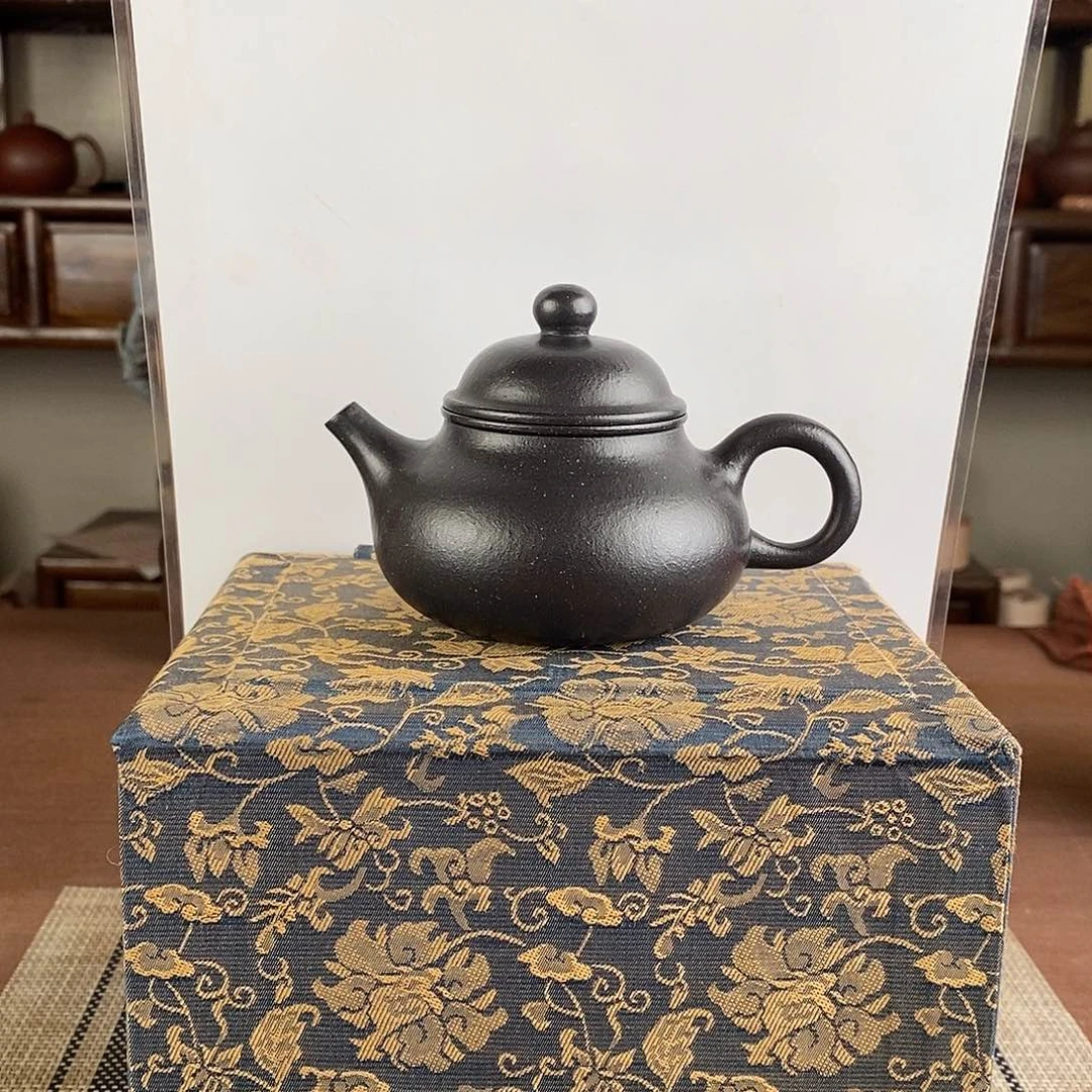 紫砂茶壶宜兴紫砂工艺美术精品