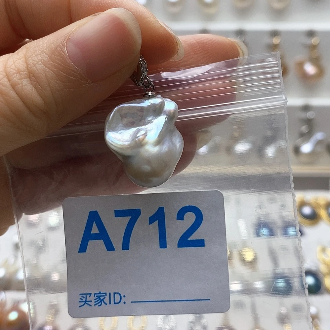未镶嵌颈饰淡水珍珠