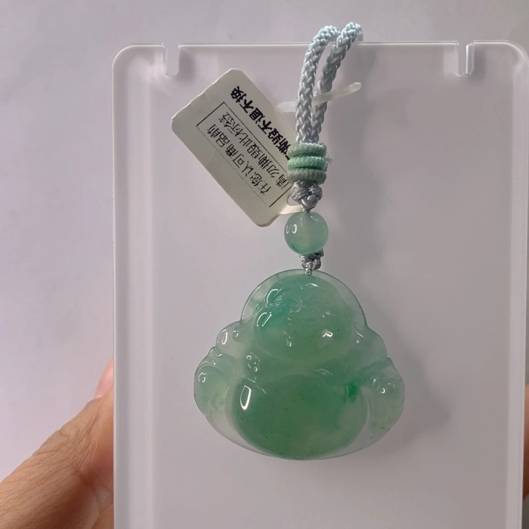 石英质玉未镶嵌颈饰