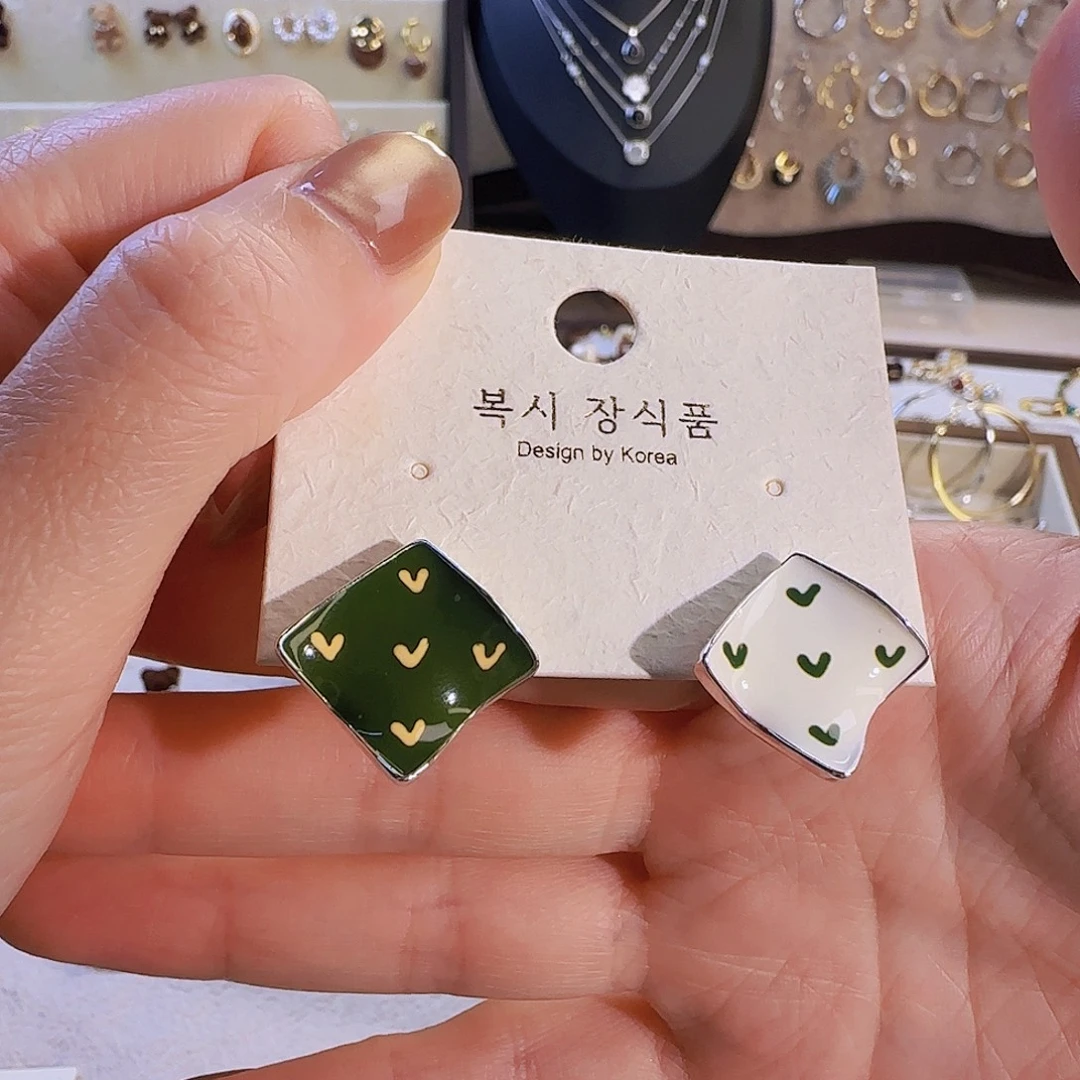 仿珍珠铜合金925银耳钉