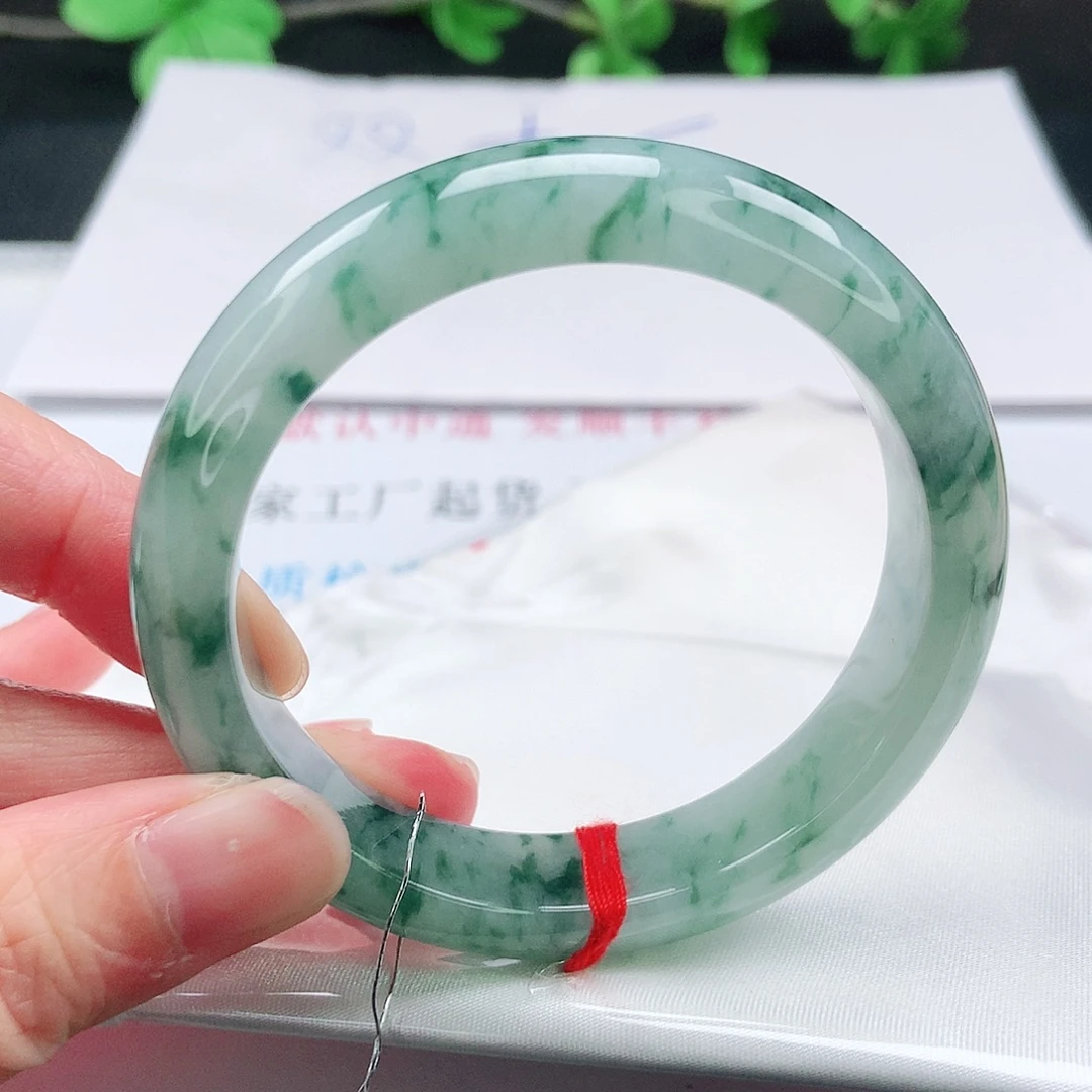 翡翠未镶嵌手镯54圈