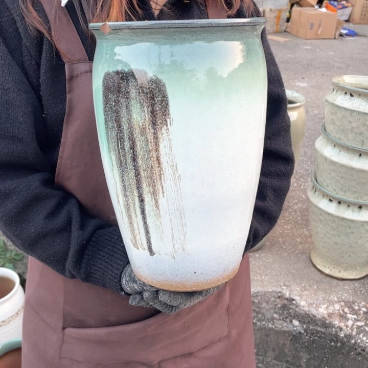 花盆紫砂口20高31瑕疵瑕疵