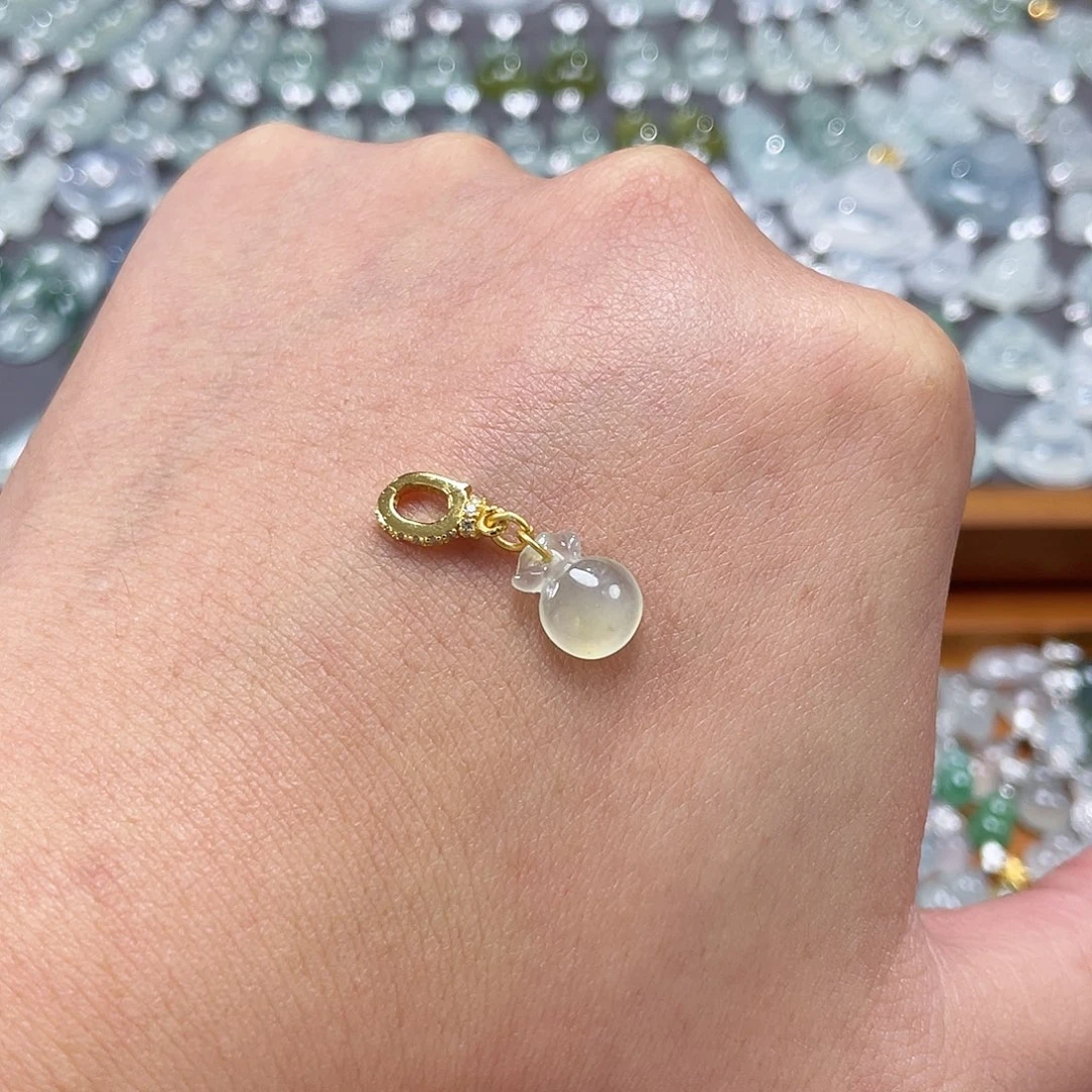 翡翠银S925镶嵌颈饰