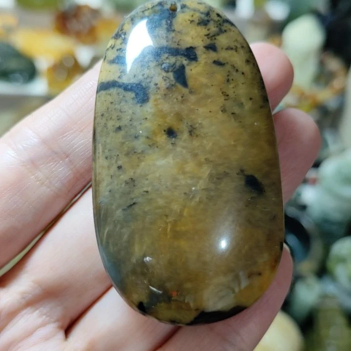 岫玉未镶嵌挂坠款式