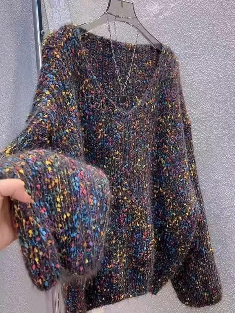 毛绒绒的毛衣 V领网红