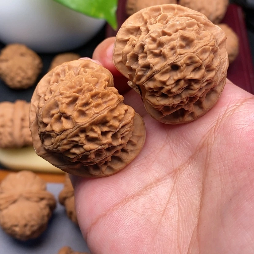 【闪购商品】文玩核桃把件宫灯全品41.5