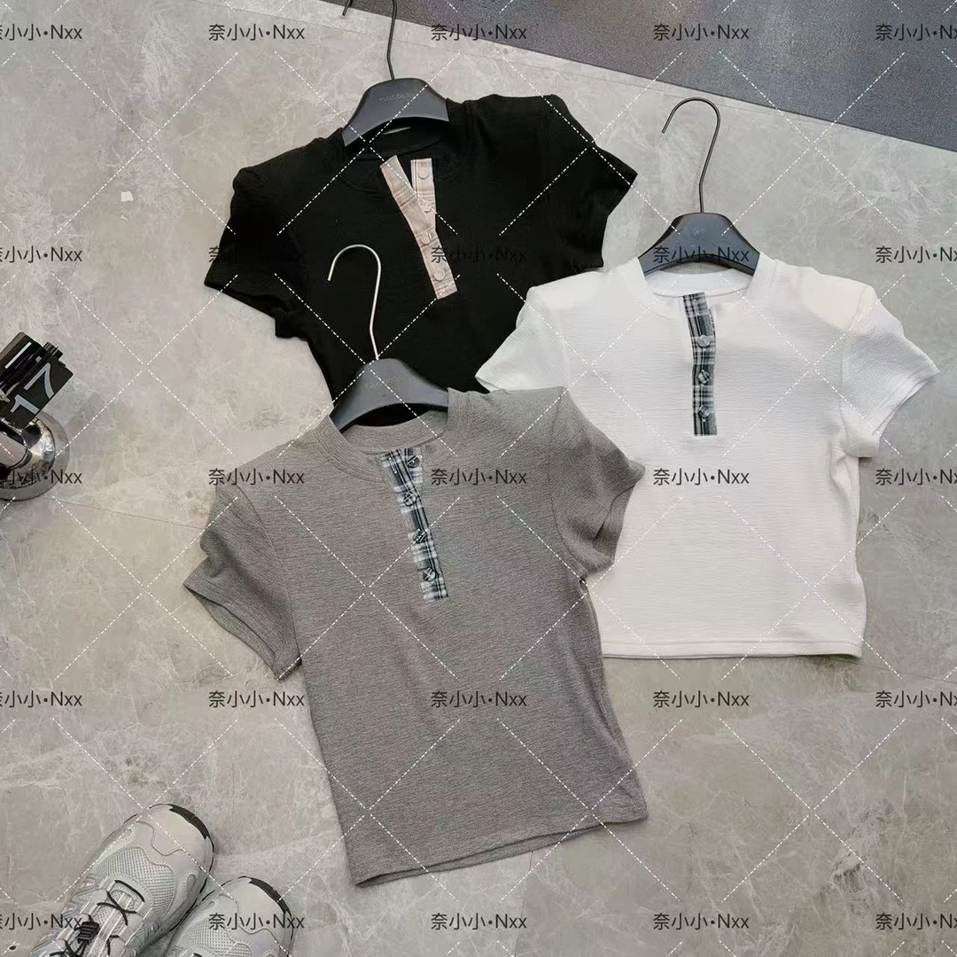 2025夏季美式格纹纽扣拼接正肩短袖T恤女修身显瘦短款辣妹上衣