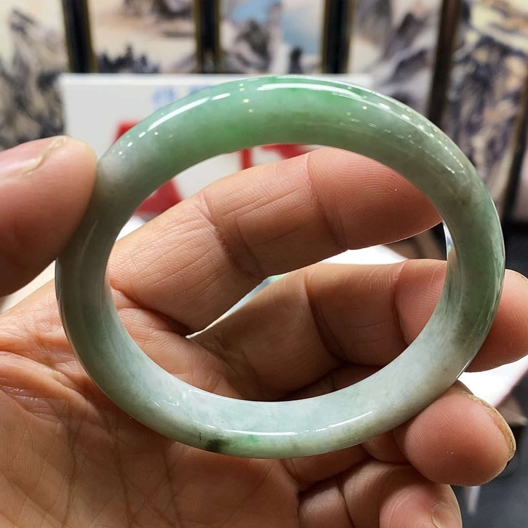 翡翠未镶嵌手镯翡翠手镯53，卡10