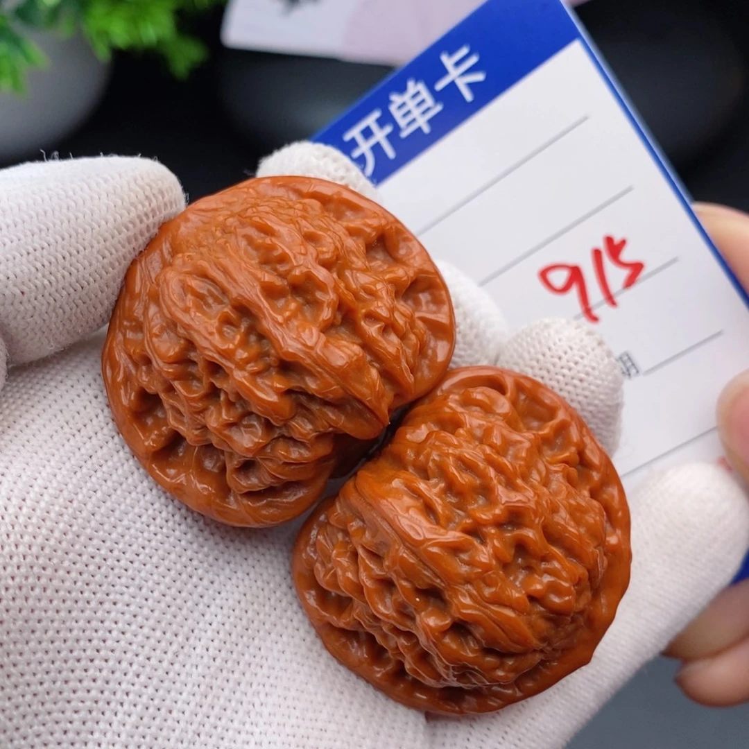 文玩核桃把件41红狮子915