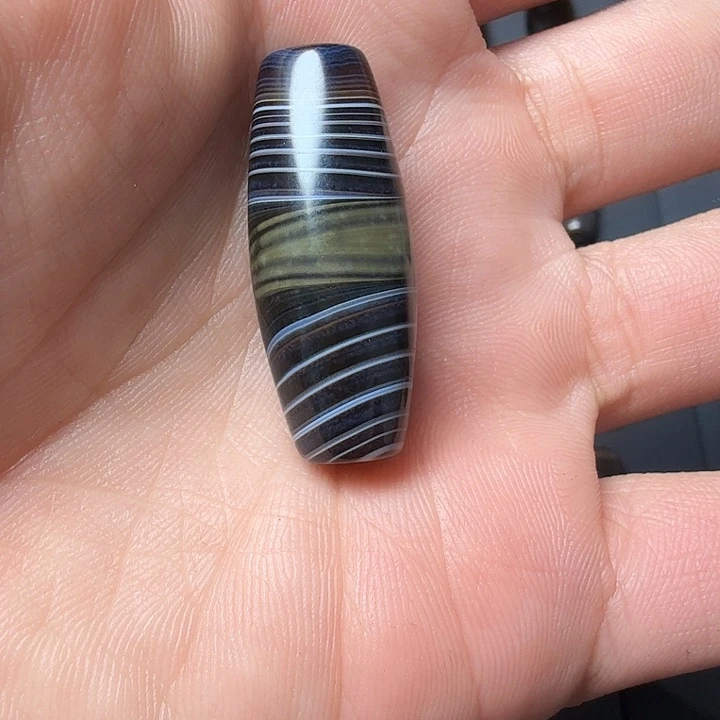 沐***）石英质玉（非洲翠）未镶嵌缠丝