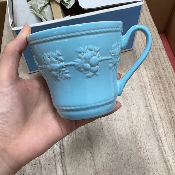 瓷片噗哈哈哈哈哈哈哈哈哈我