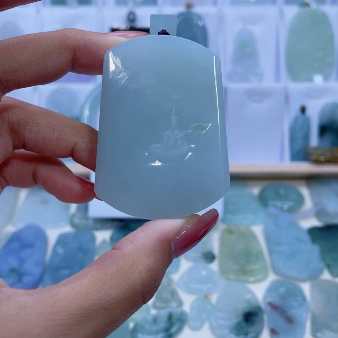 翡翠颈饰未镶嵌风