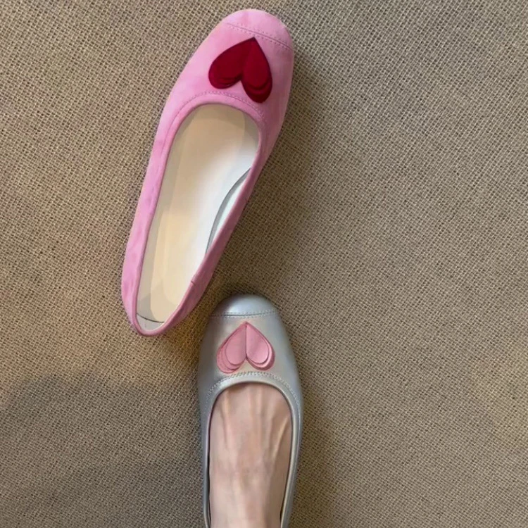 耐磨~法式复古风圆头爱心单鞋2025年夏季新款甜美平底芭蕾舞鞋