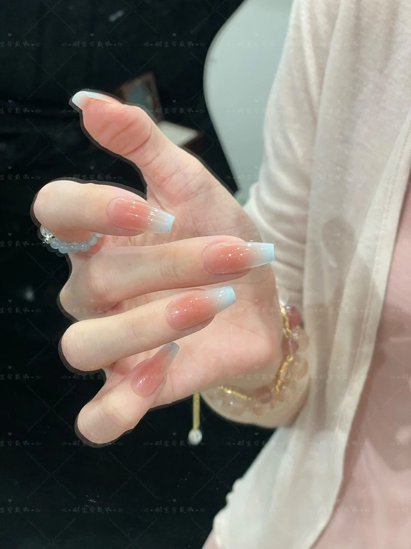 【奶蓝包】手工穿戴甲春季新短款美甲片猫眼可爱高级显手白