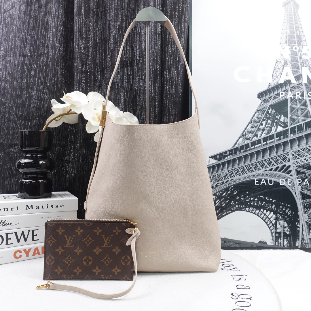 95新 LouisVuitton/路易威登 单肩包/T20171950