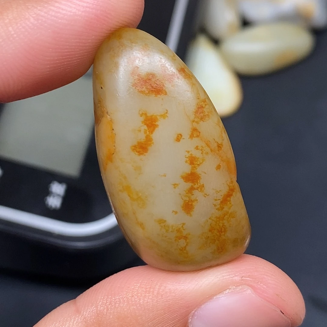和田玉（糖玉）未镶嵌挂件