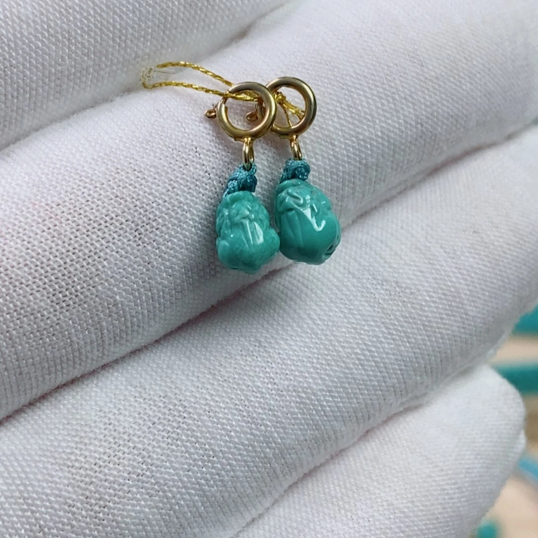 绿松石未镶嵌珠宝奇石