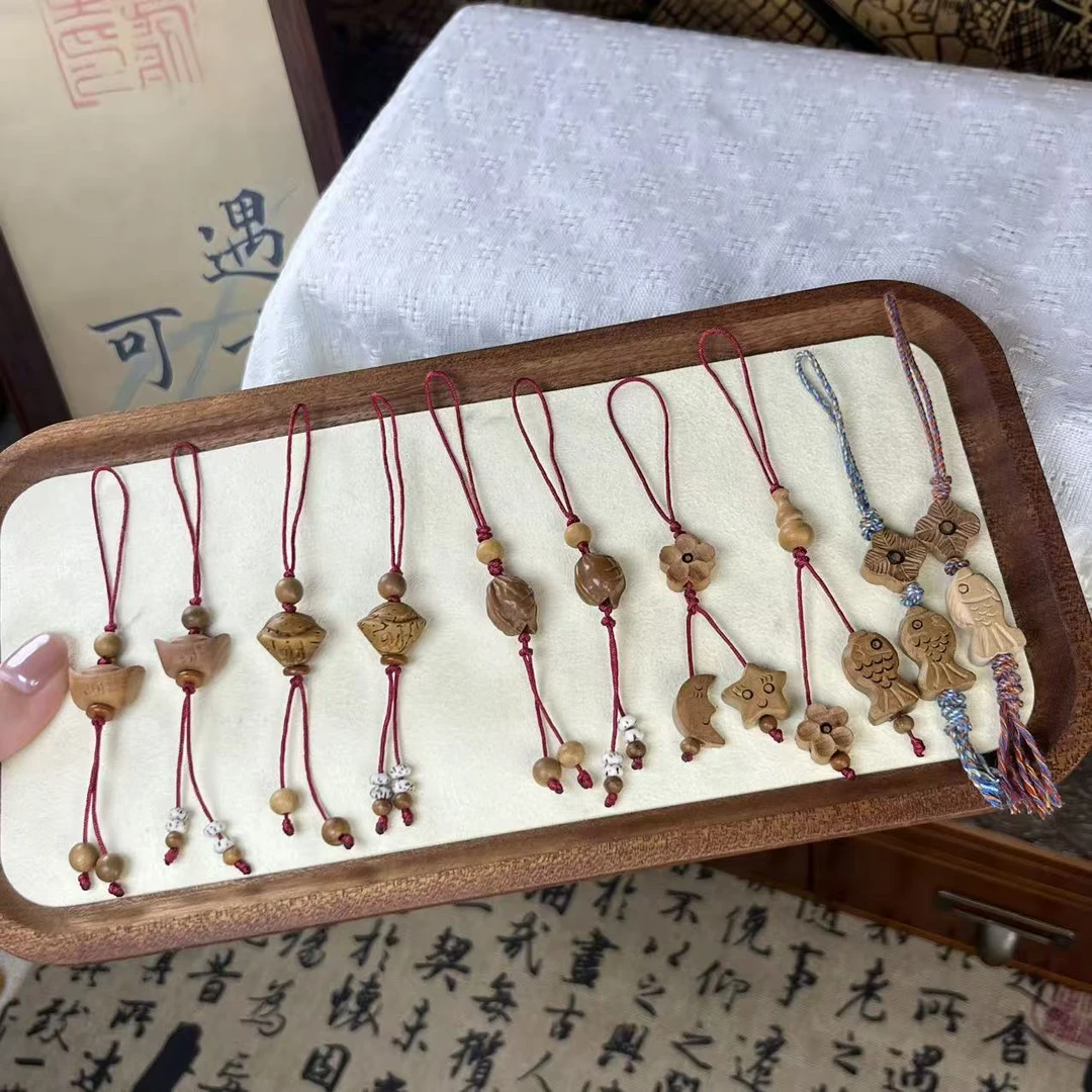 【桃缘行】「手机挂」桃木桃核辟、挡、驱/手工编织手机链挂件简约百搭