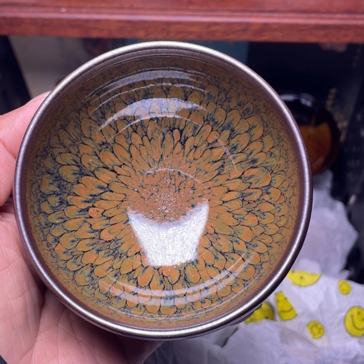 茶盏你是谁呢是吗不是