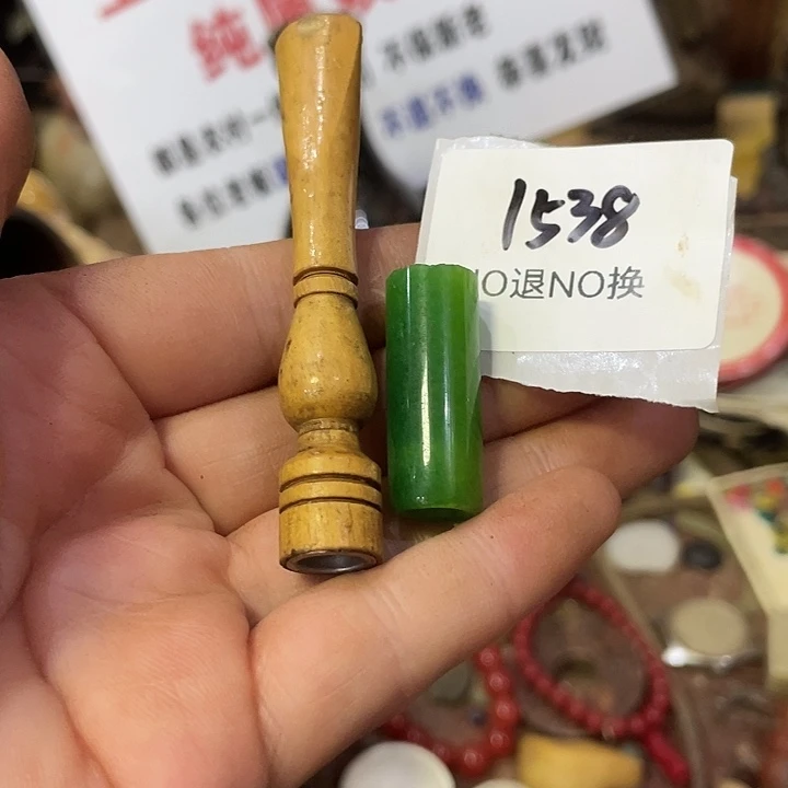 岁***好琉璃/树脂/塑料类1538号工艺品