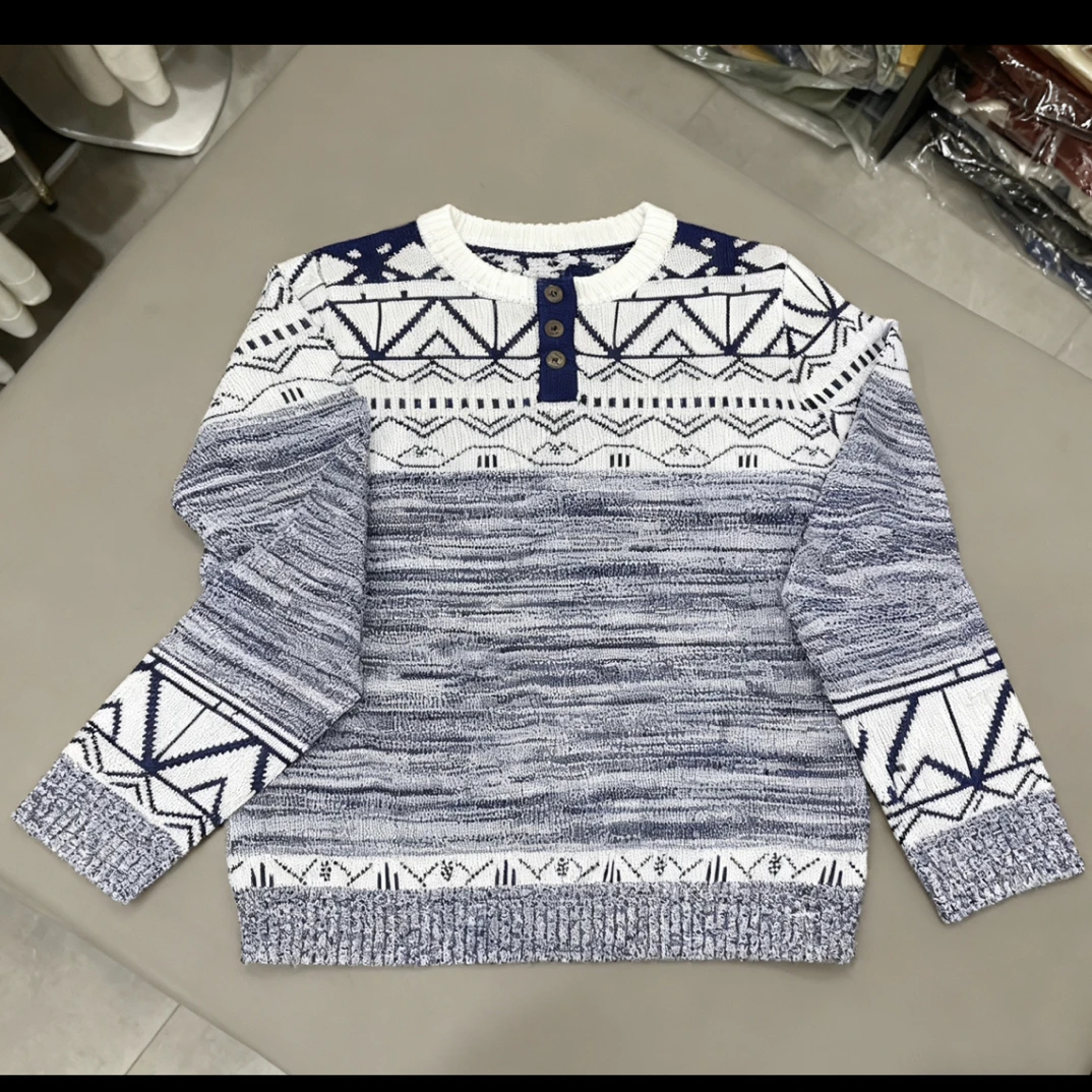 秋冬季针织衫圆领三颗扣毛衣钩花厚款针织保暖时尚-果梓1103