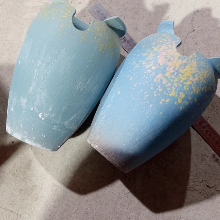 红陶口径14高度25两只