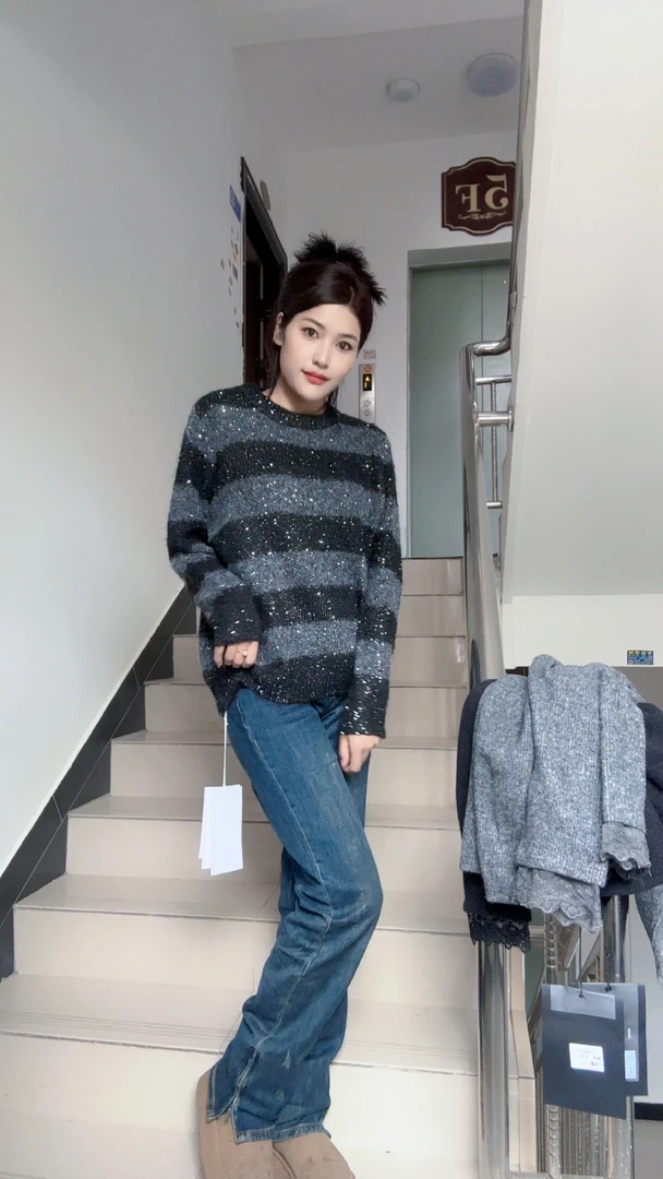 宽松圆领毛衣百多款