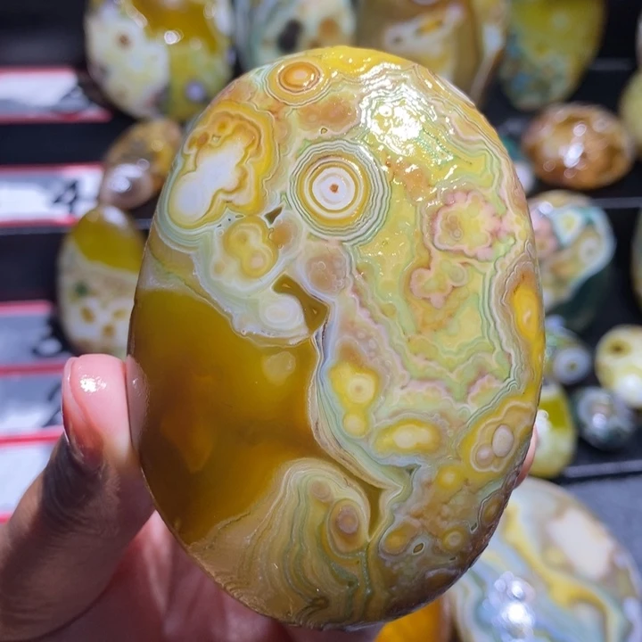 未镶嵌玛瑙/玉髓珠宝奇石