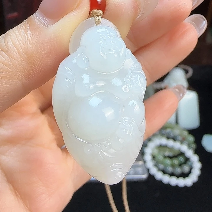 和田玉未镶嵌颈饰定制发货