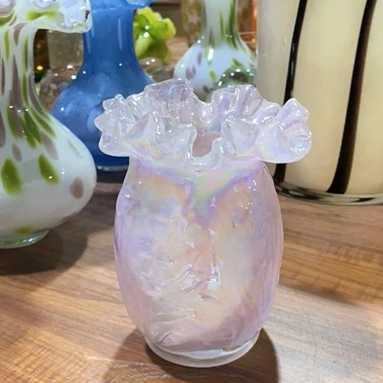 琉璃花瓶高13厘米口径6厘米