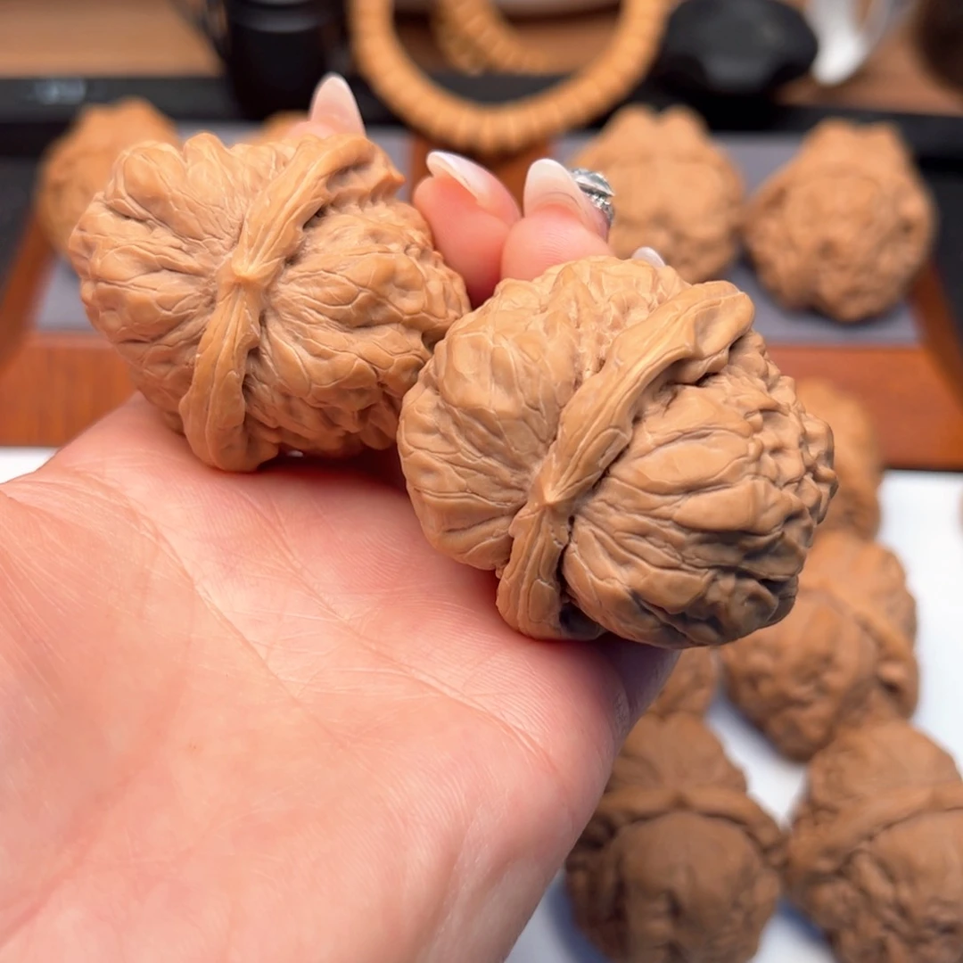 文玩核桃把件茶*斯