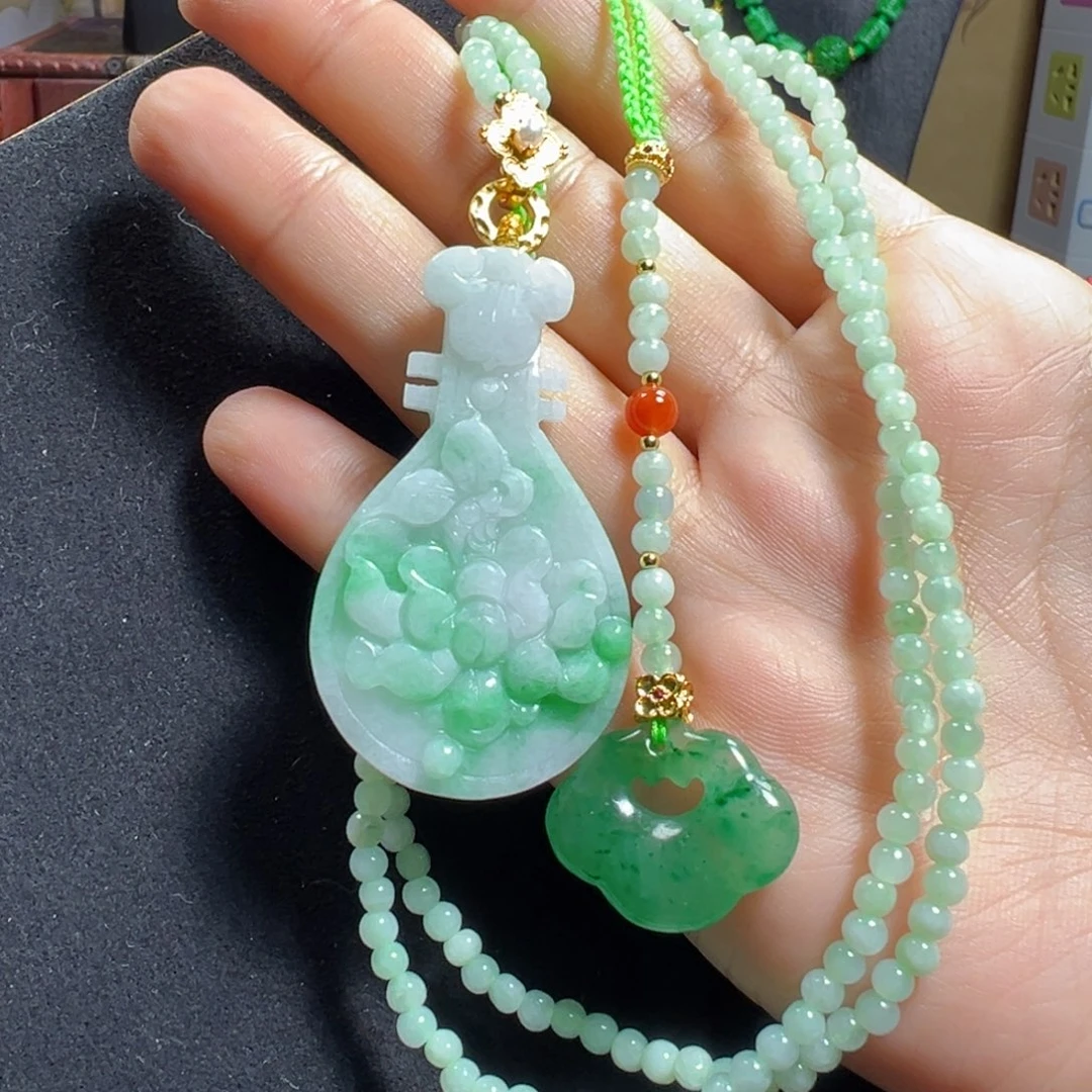 翡翠未镶嵌毛衣链冰绿琵琶