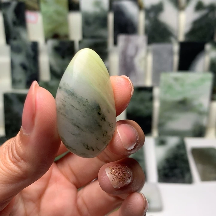 独山玉颈饰未镶嵌L****n