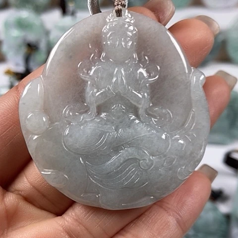 翡翠颈饰未镶嵌普贤菩萨福利