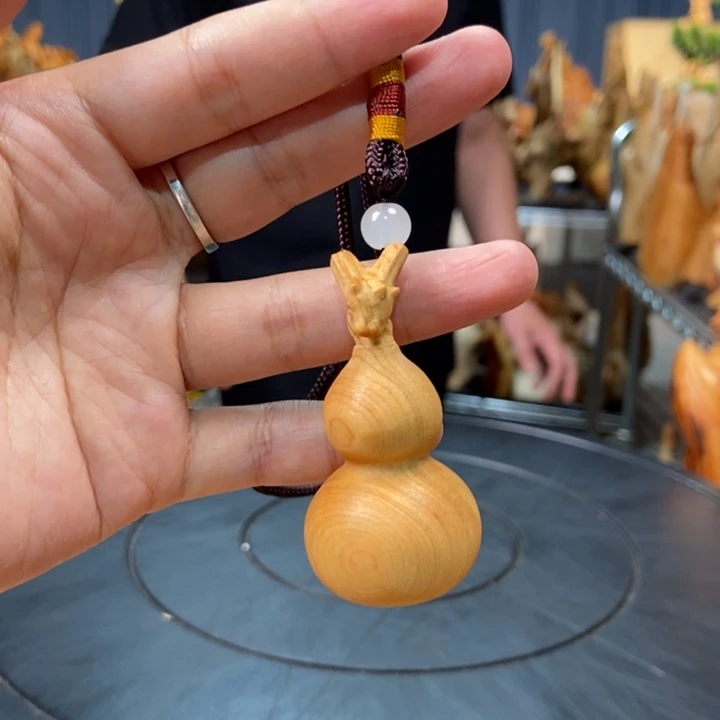 柏木（崖柏）手把件