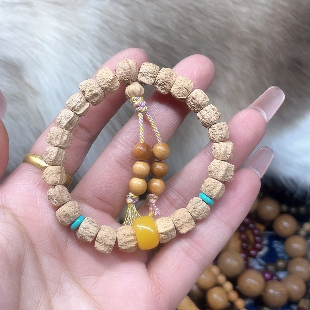 维腊木（绿檀）无事牌