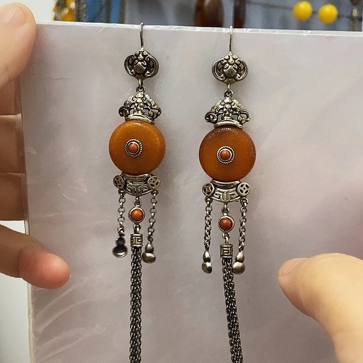 多****蜜蜡银S925镶嵌耳饰老蜜蜡18毫米左右