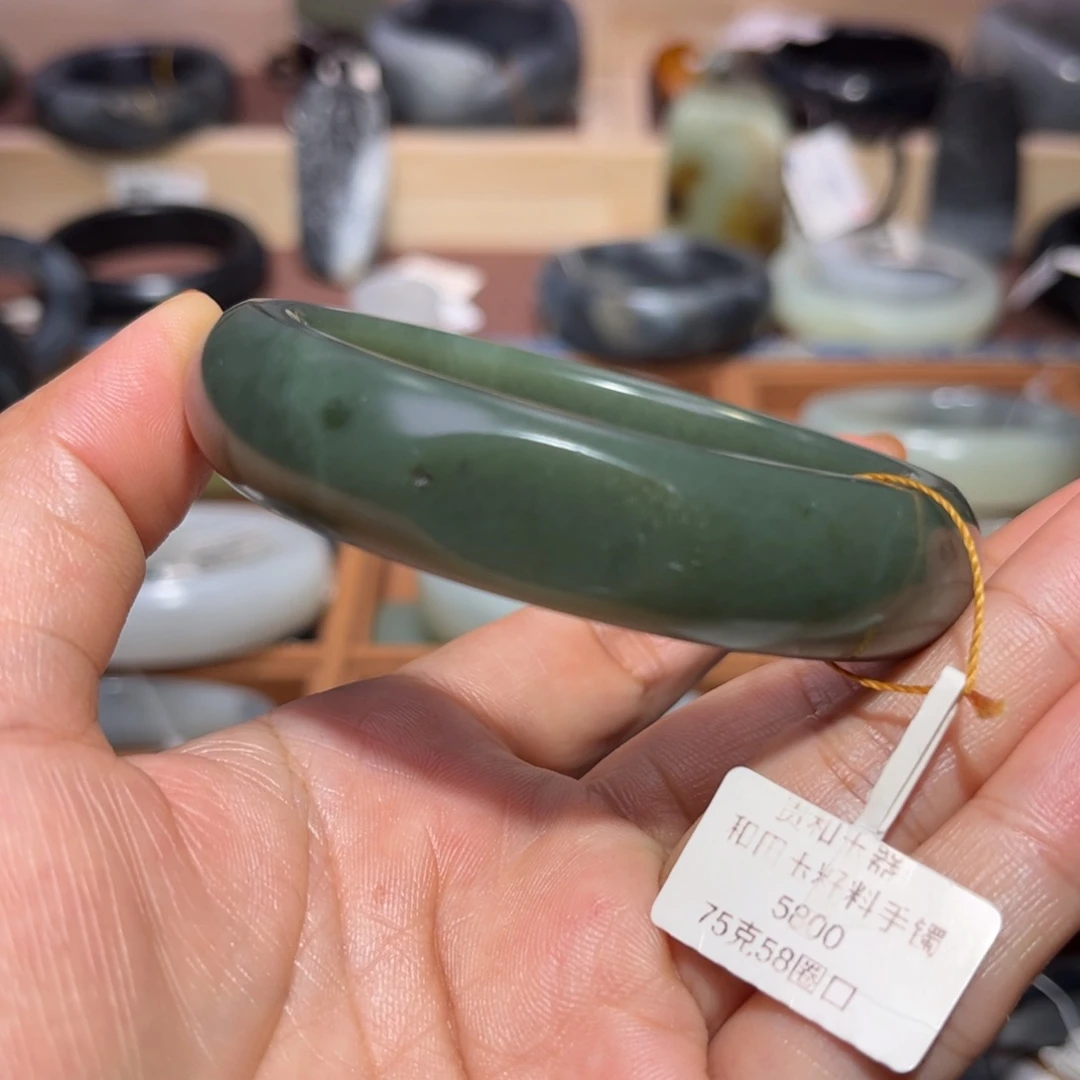 和田玉（子料）未镶嵌手镯