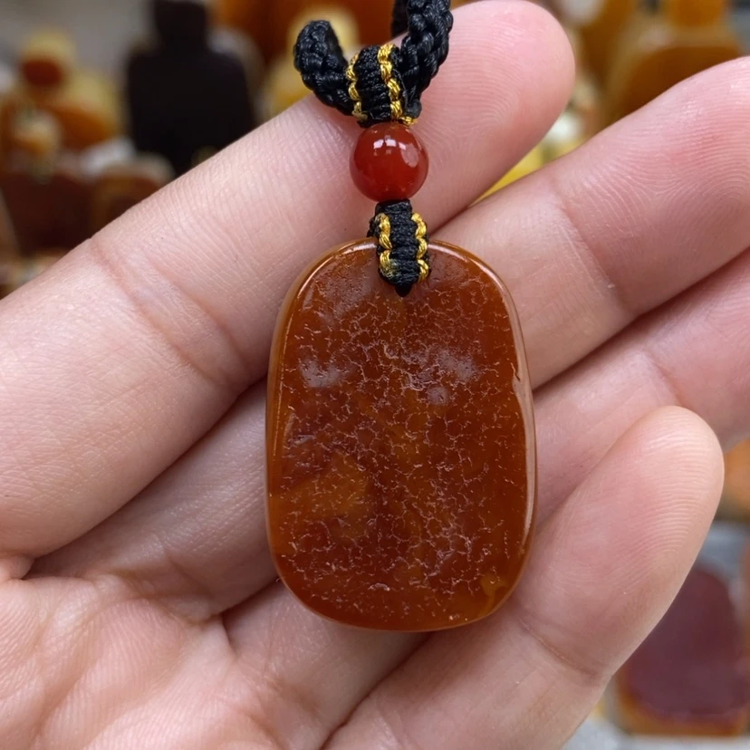 【闪购商品】琥珀颈饰未镶嵌