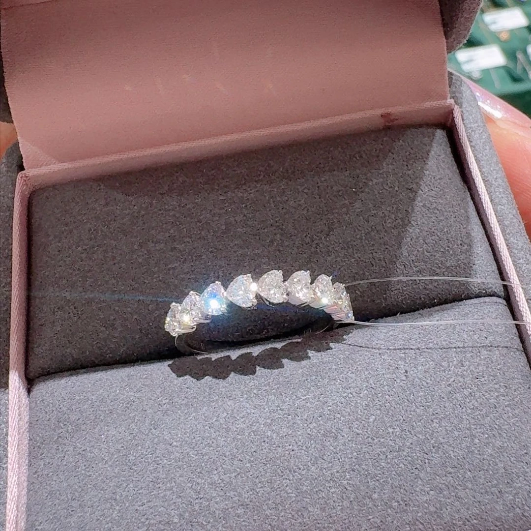 实验室培育钻石18K金镶嵌梅*13